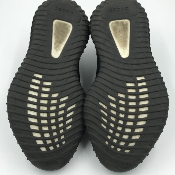 ❤️SOLD❤️Authentic Yeezy Boost 350 V2 “Oreo” - Picture 3 of 8